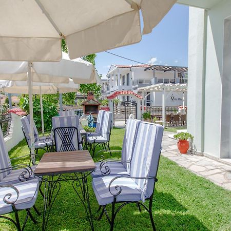 Vrasná Athanasia Inn מראה חיצוני תמונה