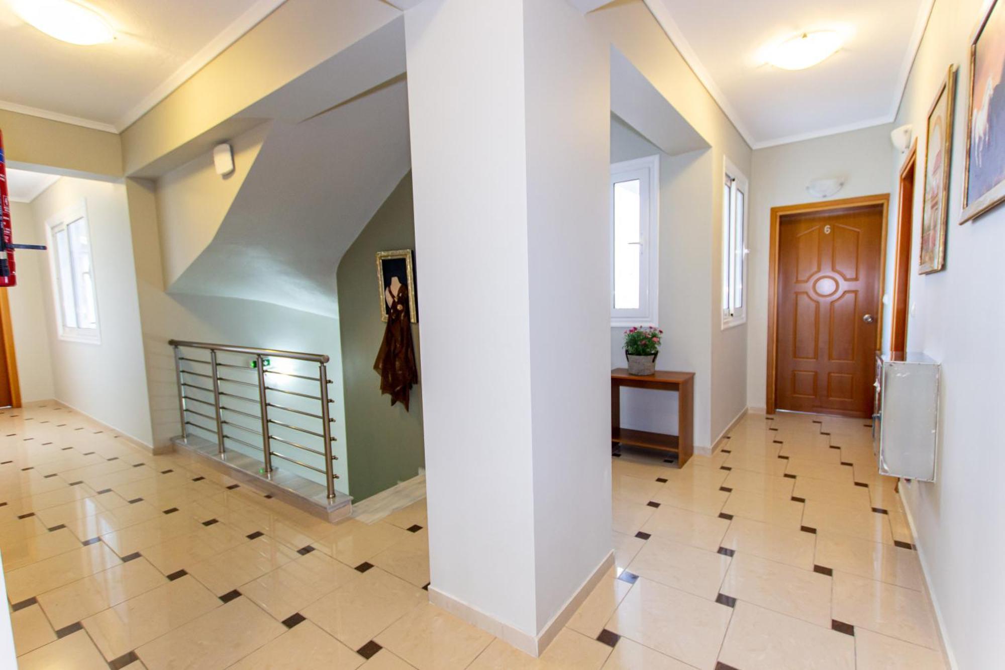 Vrasná Athanasia Inn מראה חיצוני תמונה