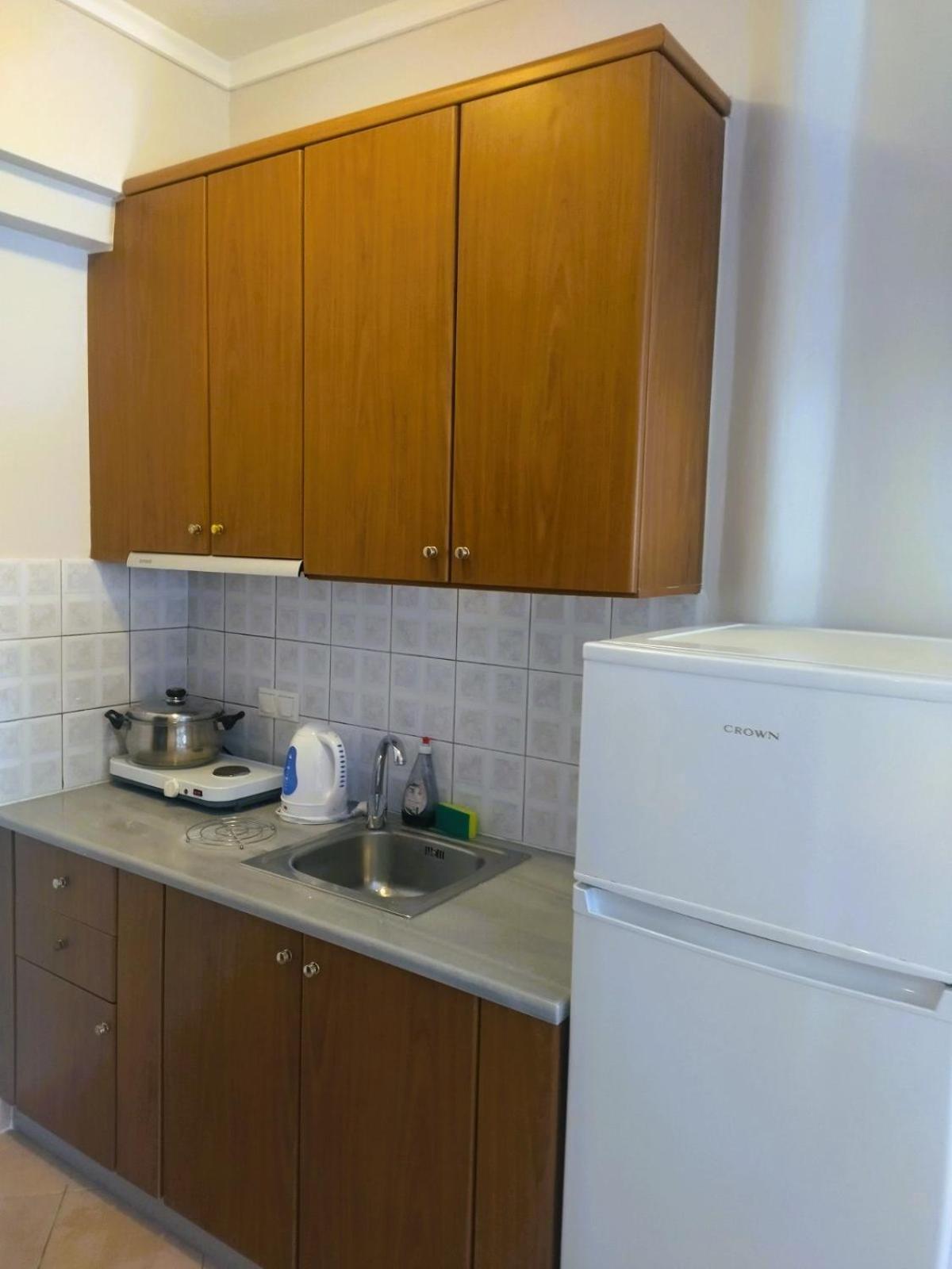 Vrasná Athanasia Inn מראה חיצוני תמונה