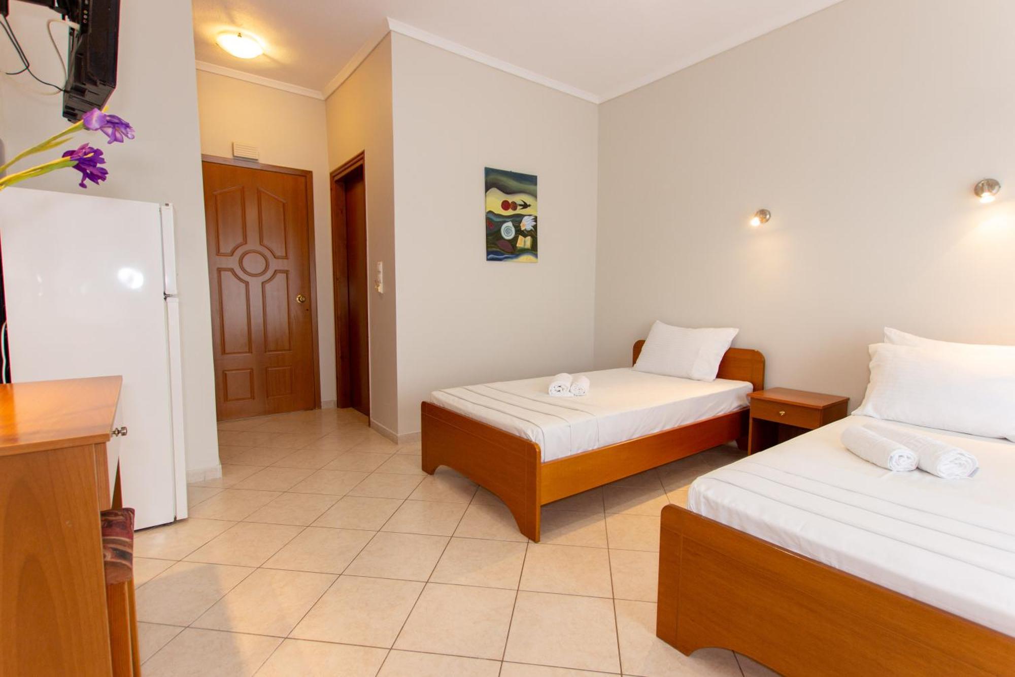 Vrasná Athanasia Inn מראה חיצוני תמונה