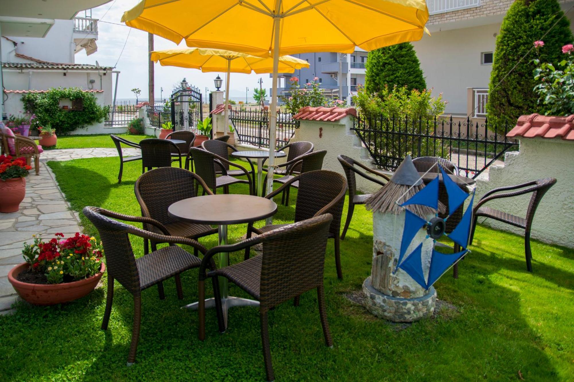 Vrasná Athanasia Inn מראה חיצוני תמונה