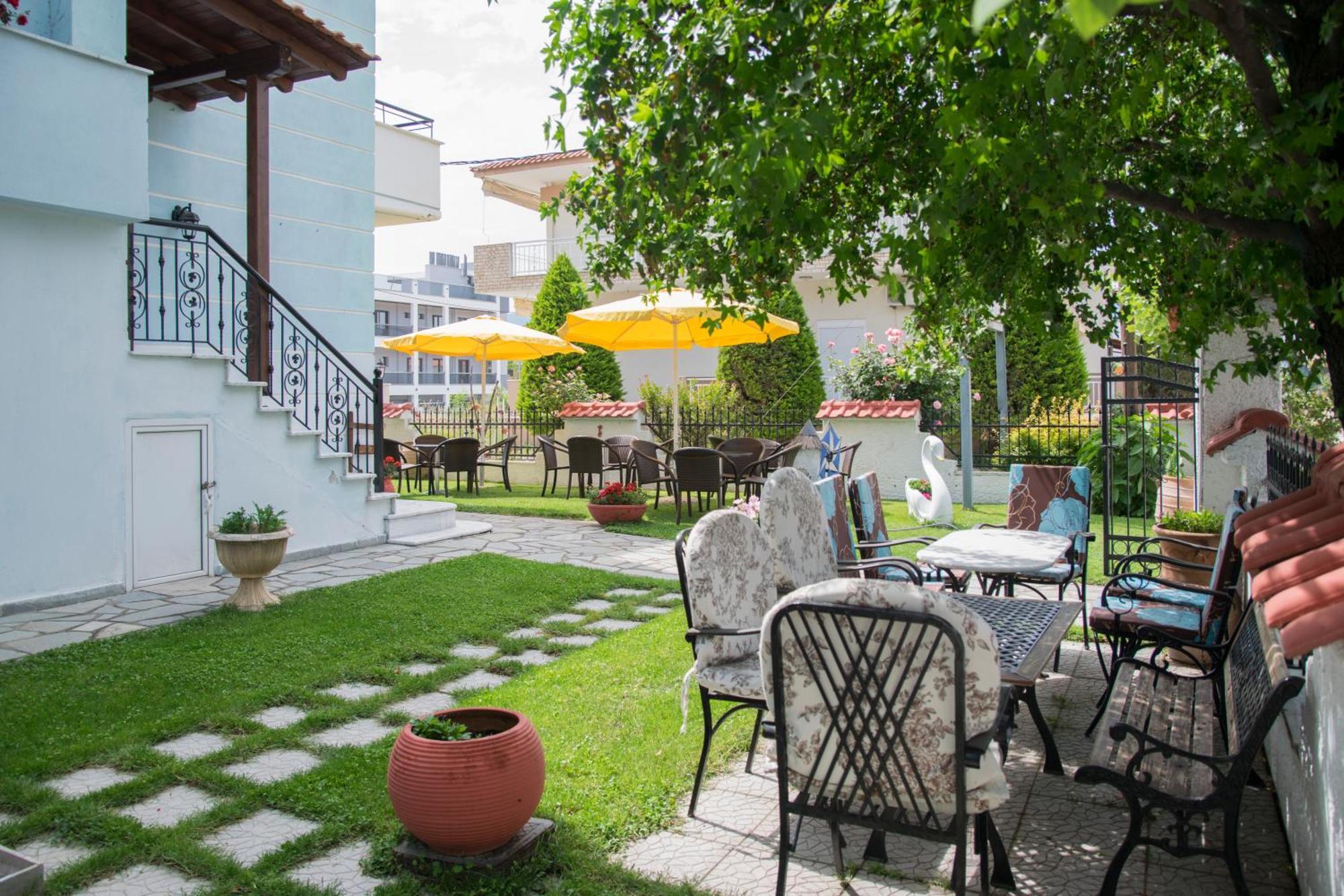 Vrasná Athanasia Inn מראה חיצוני תמונה
