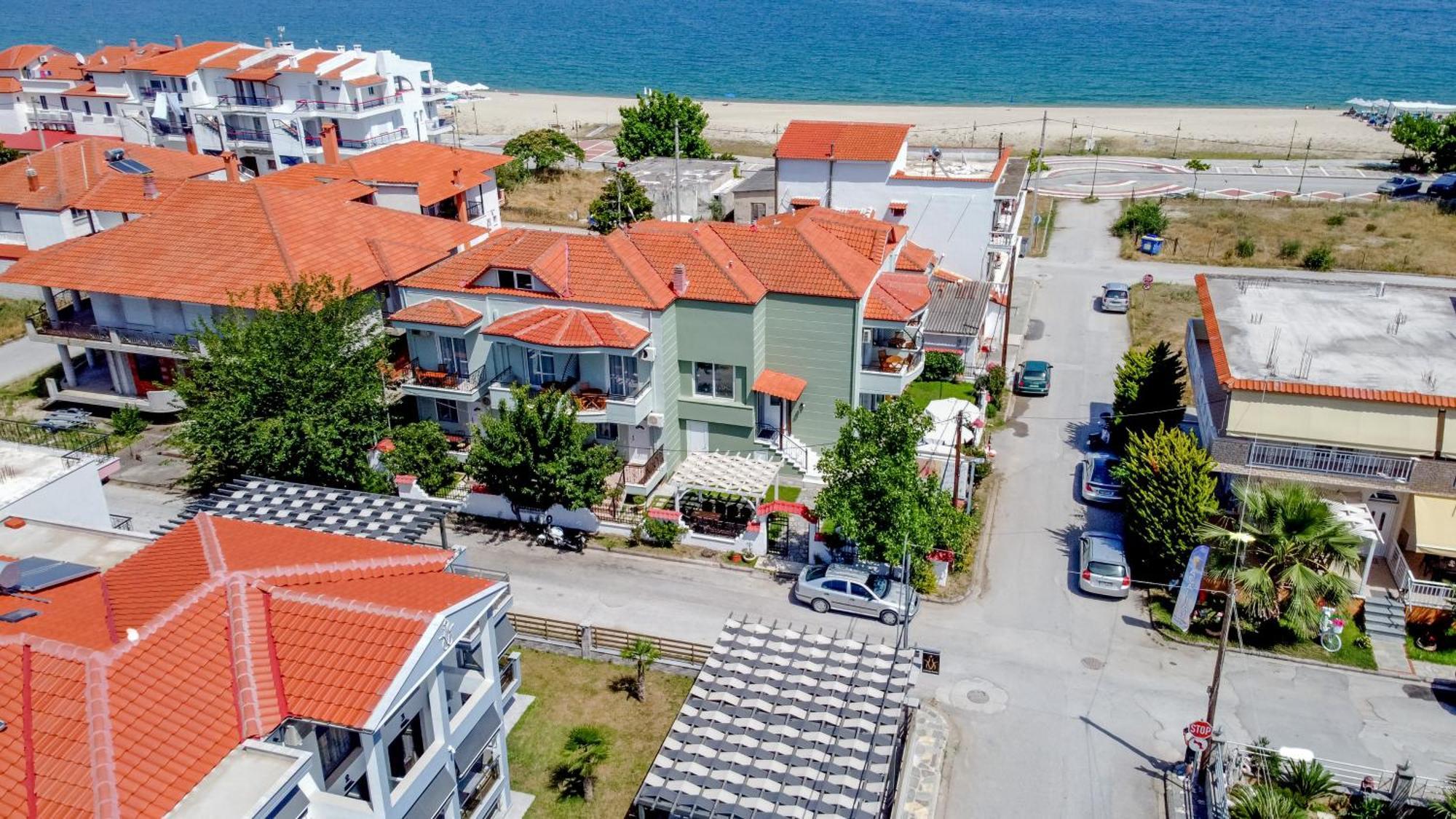 Vrasná Athanasia Inn מראה חיצוני תמונה