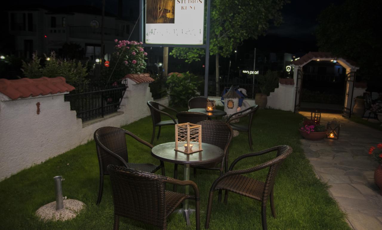Vrasná Athanasia Inn מראה חיצוני תמונה